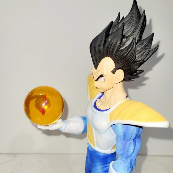 NWT Dragon Ball Z Vegeta Holding Dragon Ball Figure Statue 11 Inch PVC SEALED - Picture 6 of 16